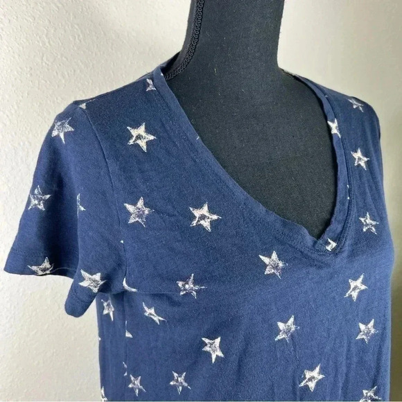 Lucky Brand Women’s 100% Cotton Navy Blue Short Sleeve V-Neck T-Shirt Top - Picture 11 of 11